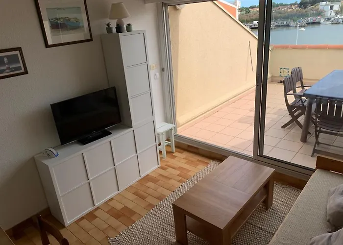 Calme Vue Sur L'herault Et La