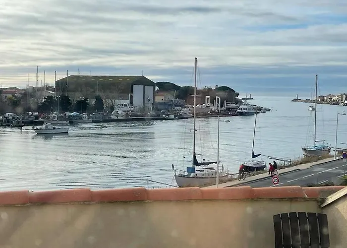 Calme Vue Sur L'herault Et La * Agde